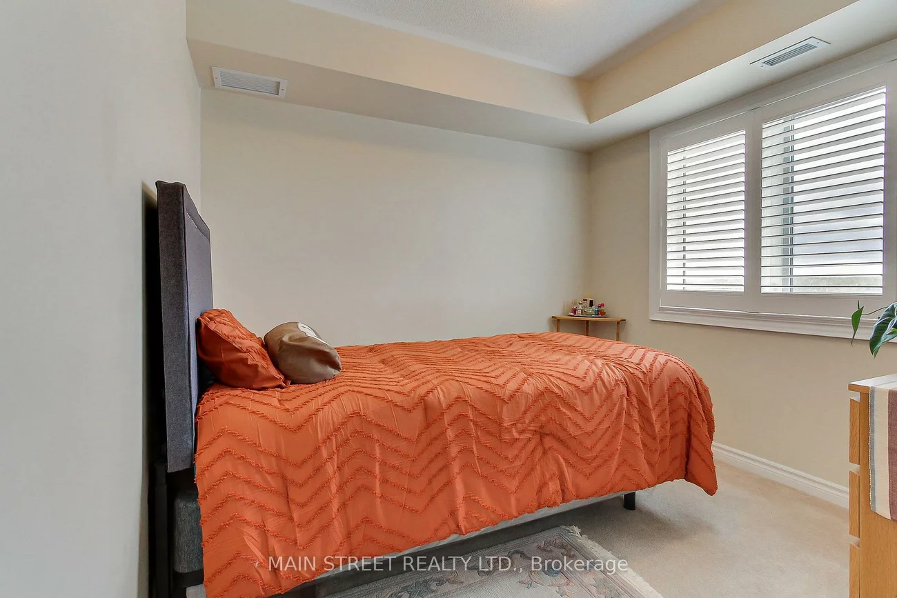 500, Mapleview, Holly, Barrie