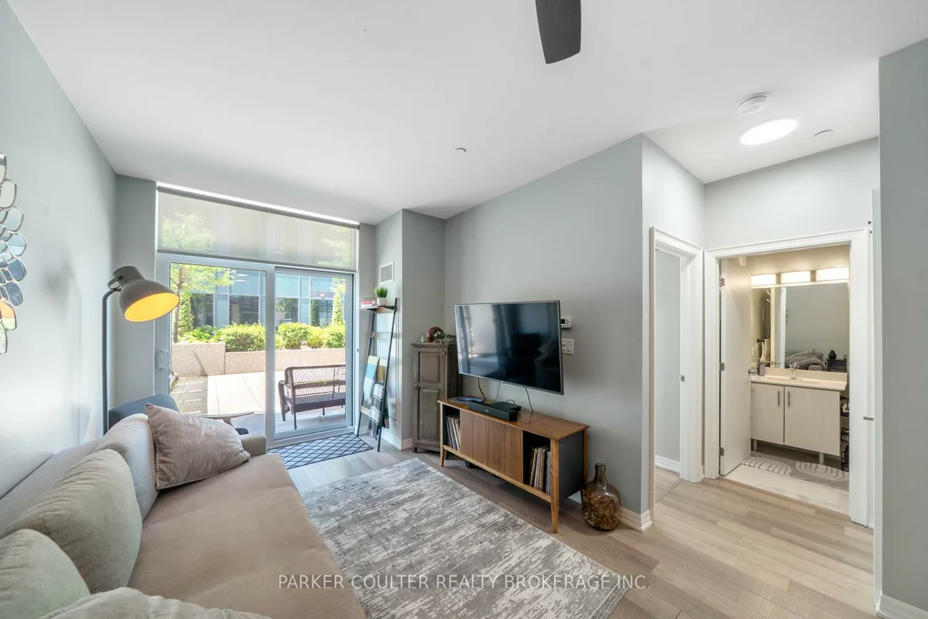 111, Worsley, City Centre, Barrie