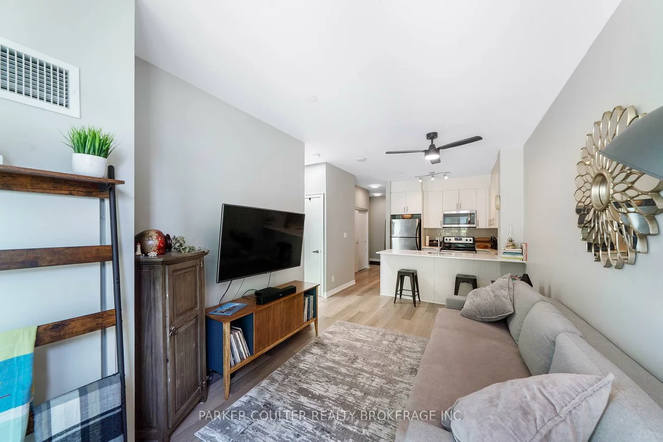 111, Worsley, City Centre, Barrie