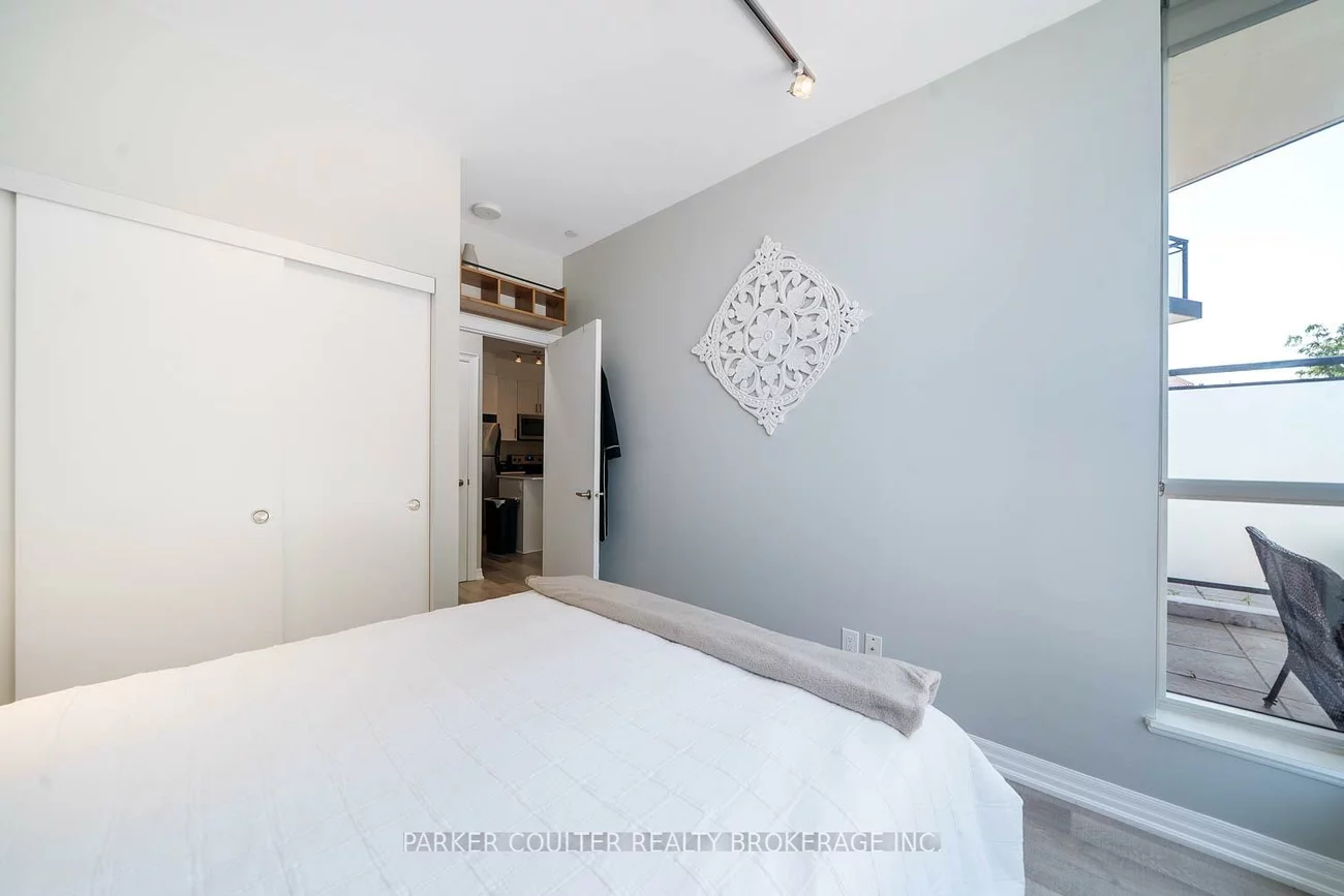 111, Worsley, City Centre, Barrie