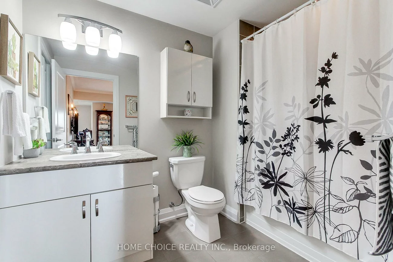 720, YONGE, Painswick South, Barrie