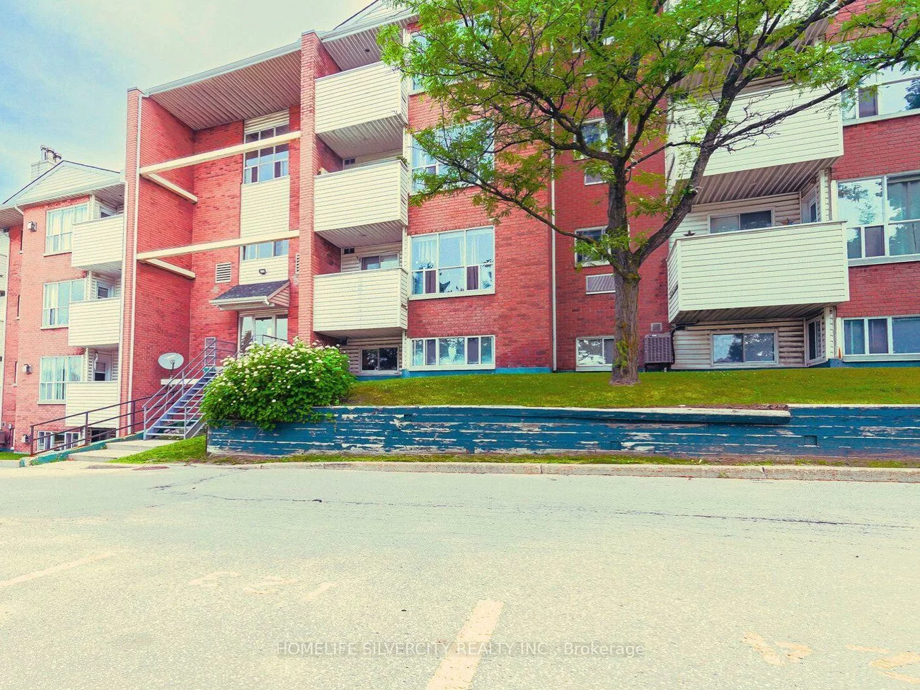 120, Bell Farm, Alliance, Barrie
