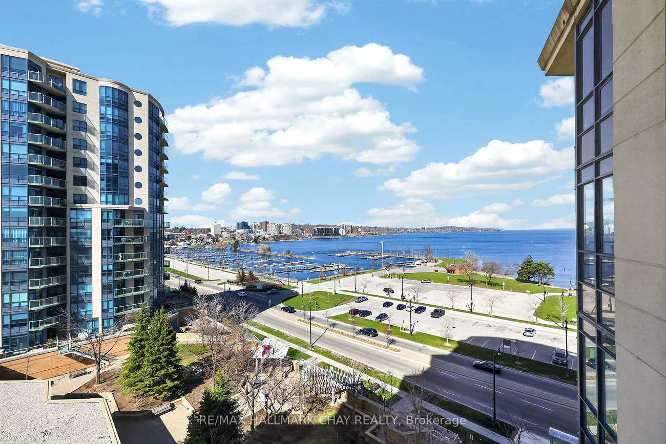 37, Ellen, City Centre, Barrie