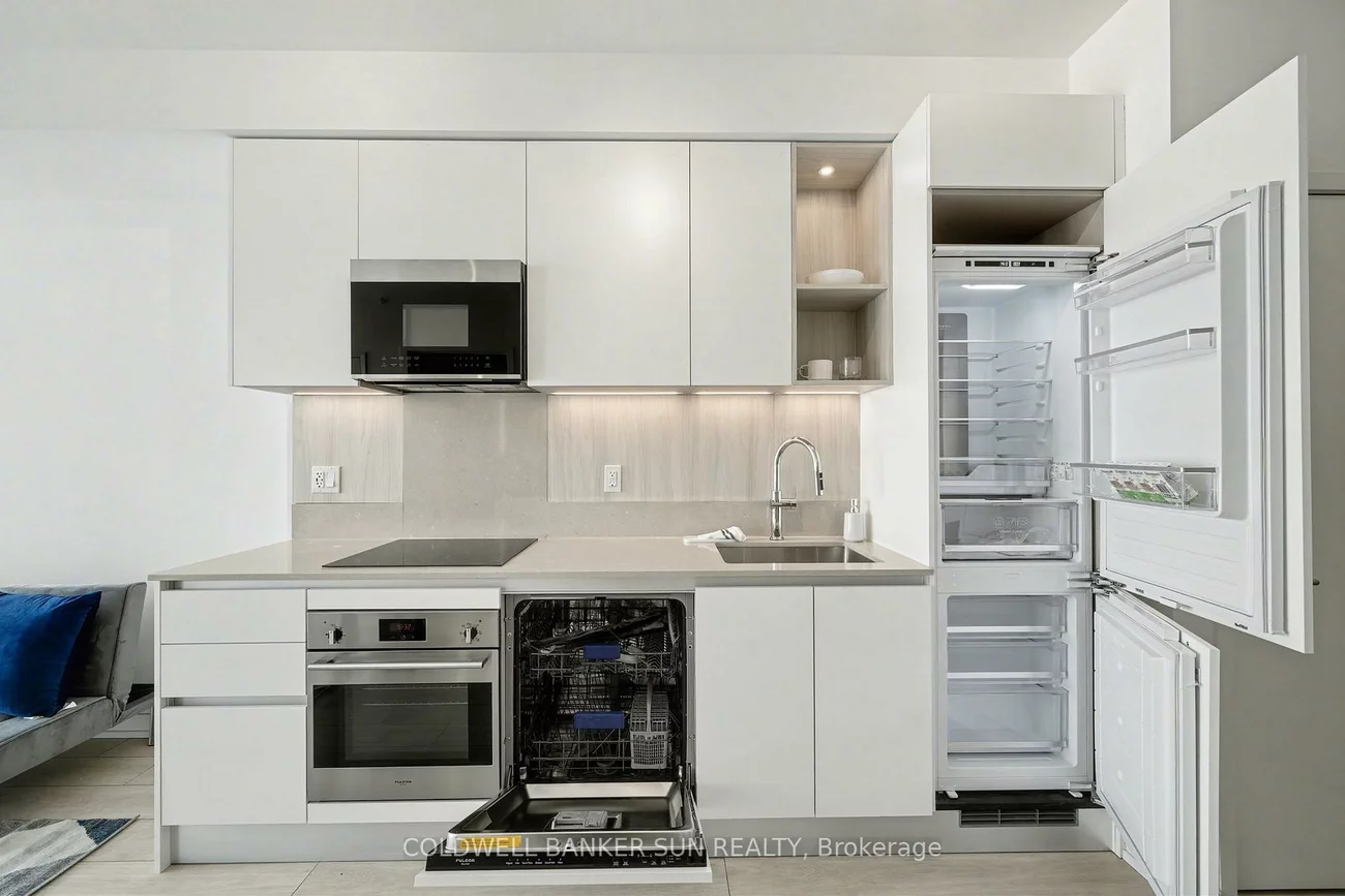 39, Mary, City Centre, Barrie