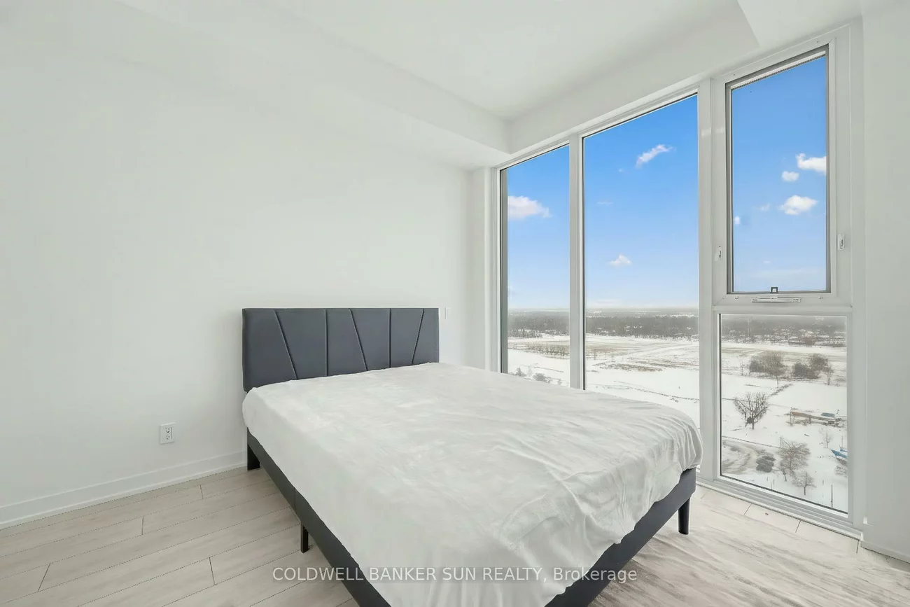 39, Mary, City Centre, Barrie