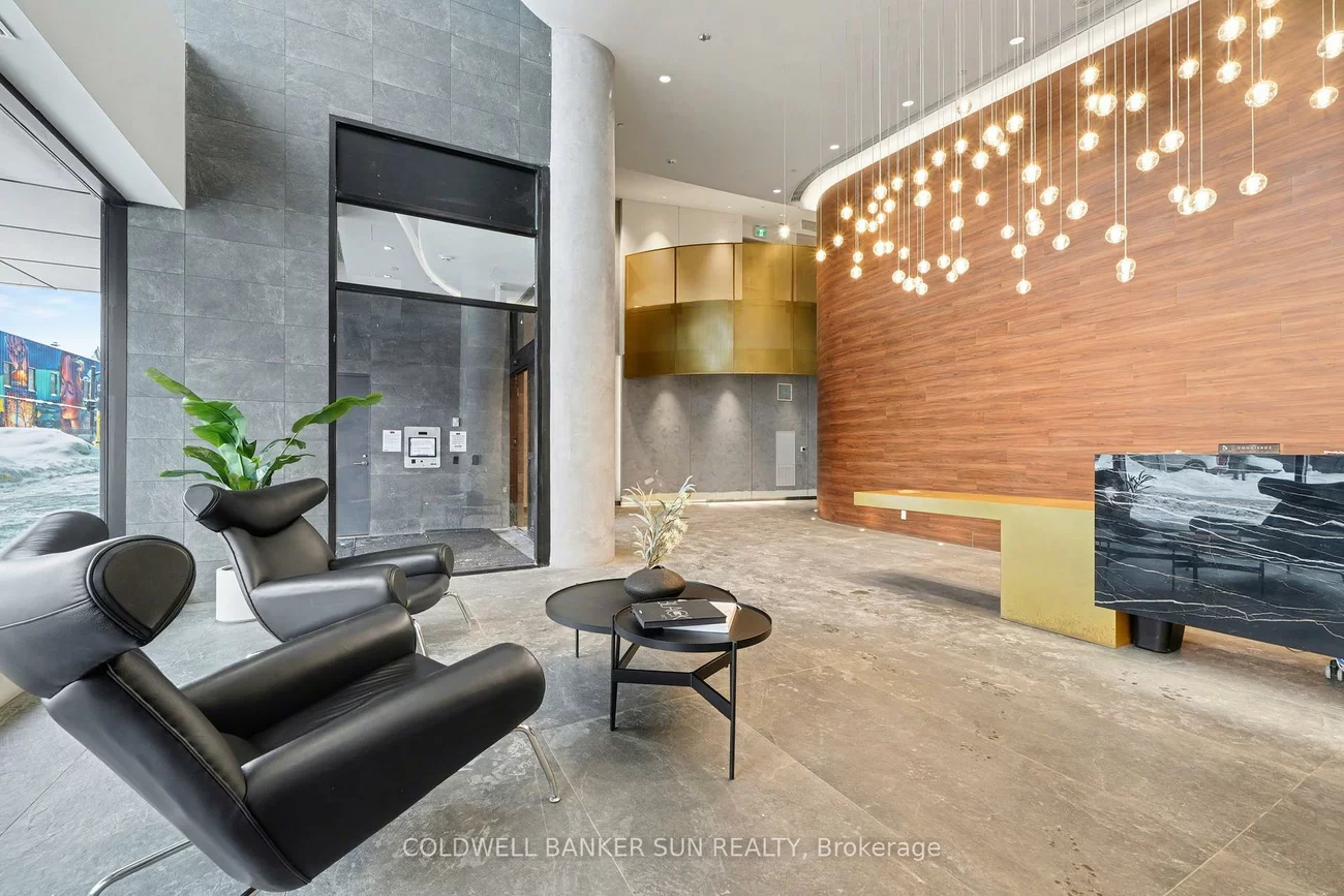 39, Mary, City Centre, Barrie