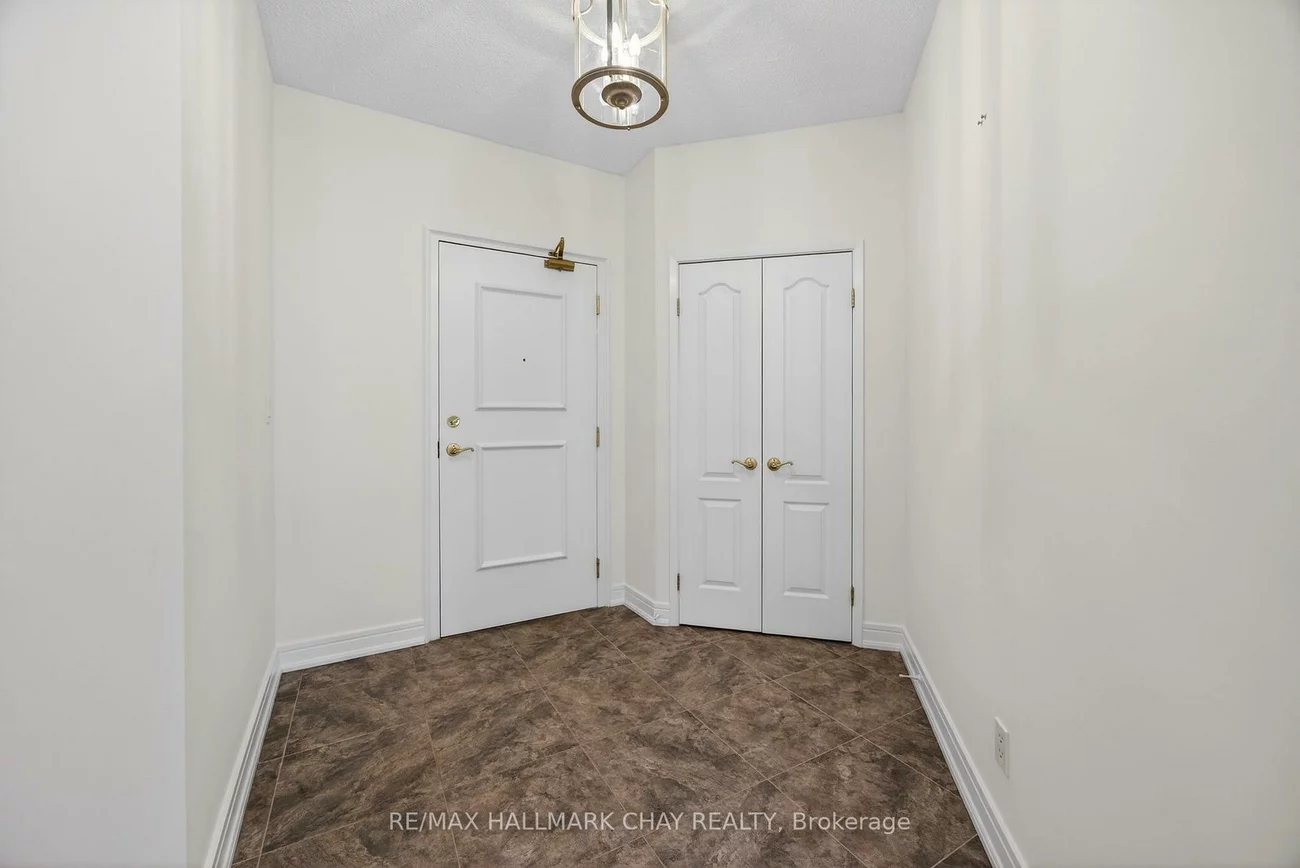 2, Toronto, City Centre, Barrie