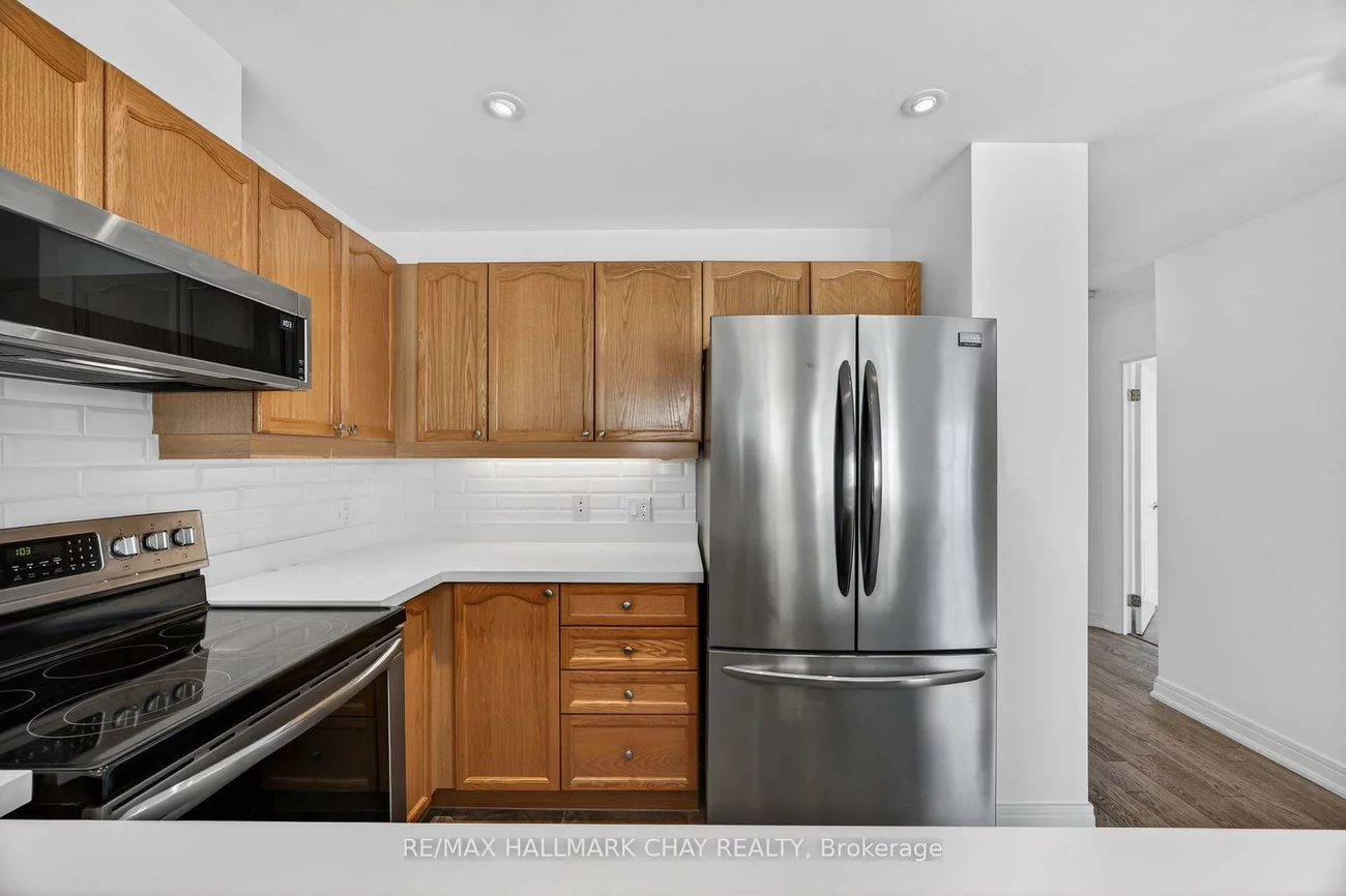 2, Toronto, City Centre, Barrie