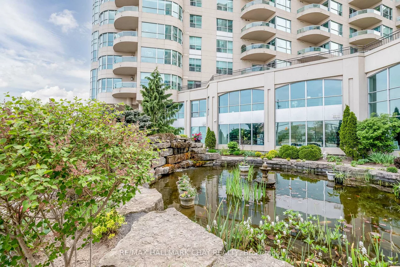 2, Toronto, City Centre, Barrie