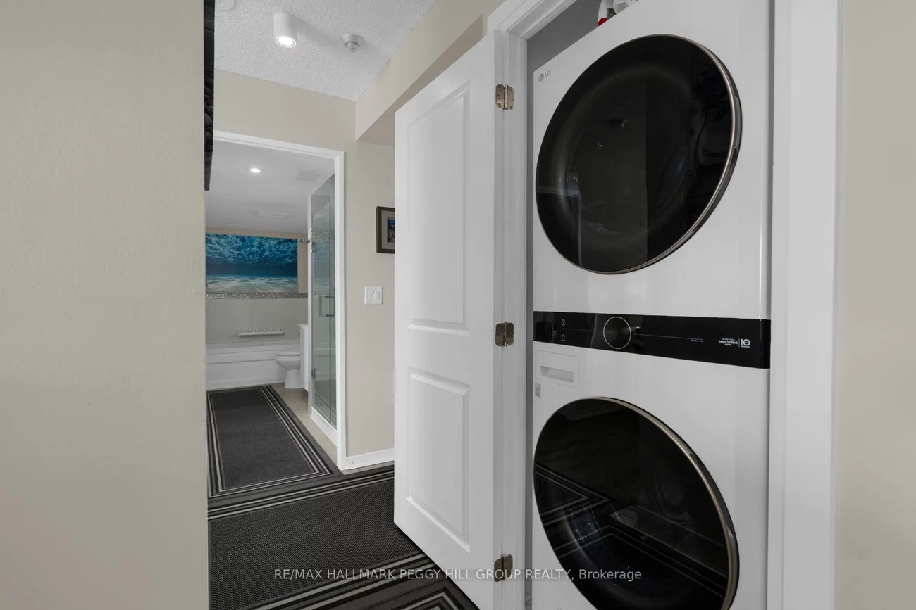 140, Dunlop, City Centre, Barrie