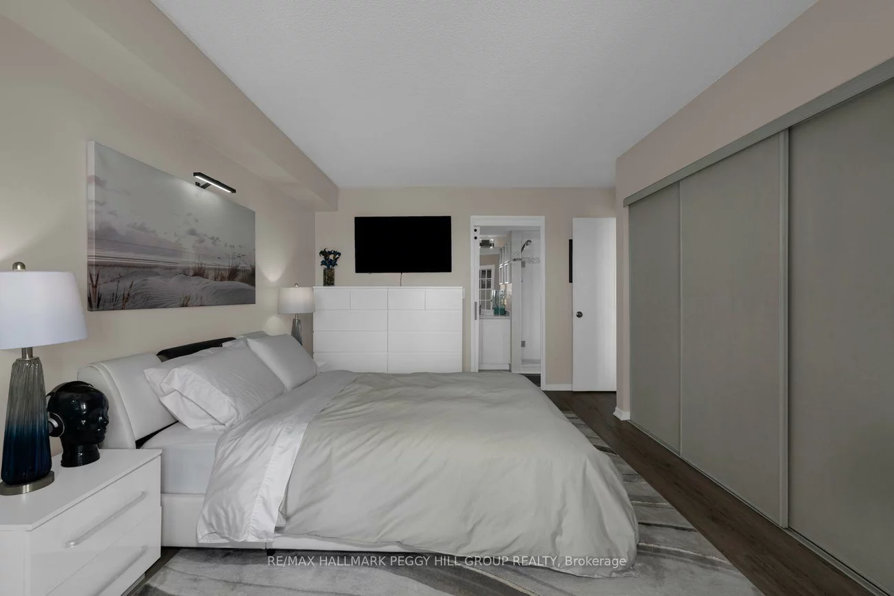 140, Dunlop, City Centre, Barrie