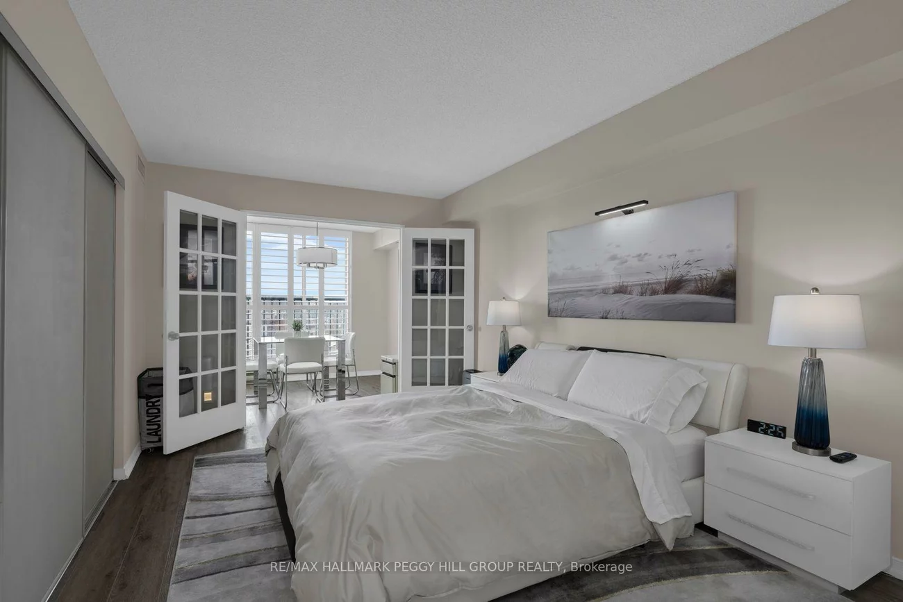 140, Dunlop, City Centre, Barrie