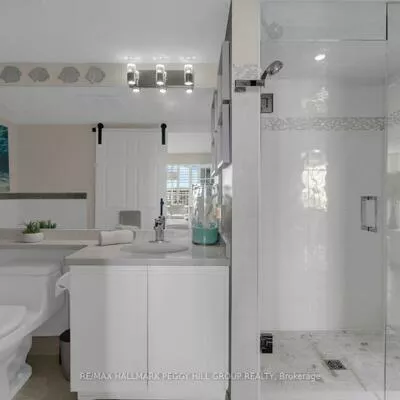 140, Dunlop, City Centre, Barrie