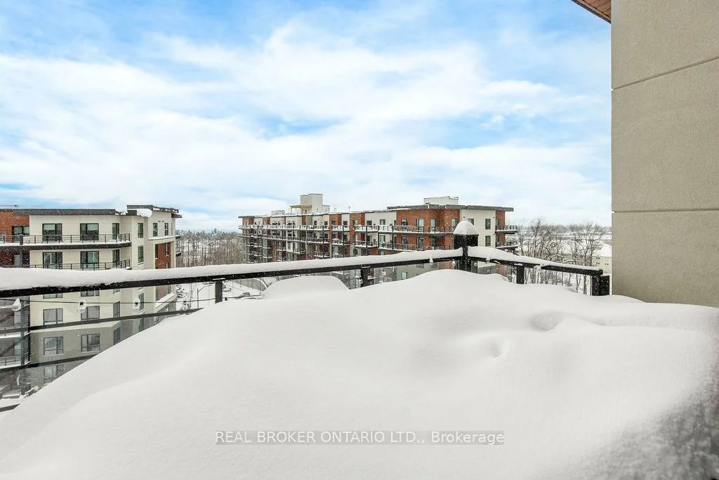 304, ESSA, 400 West, Barrie
