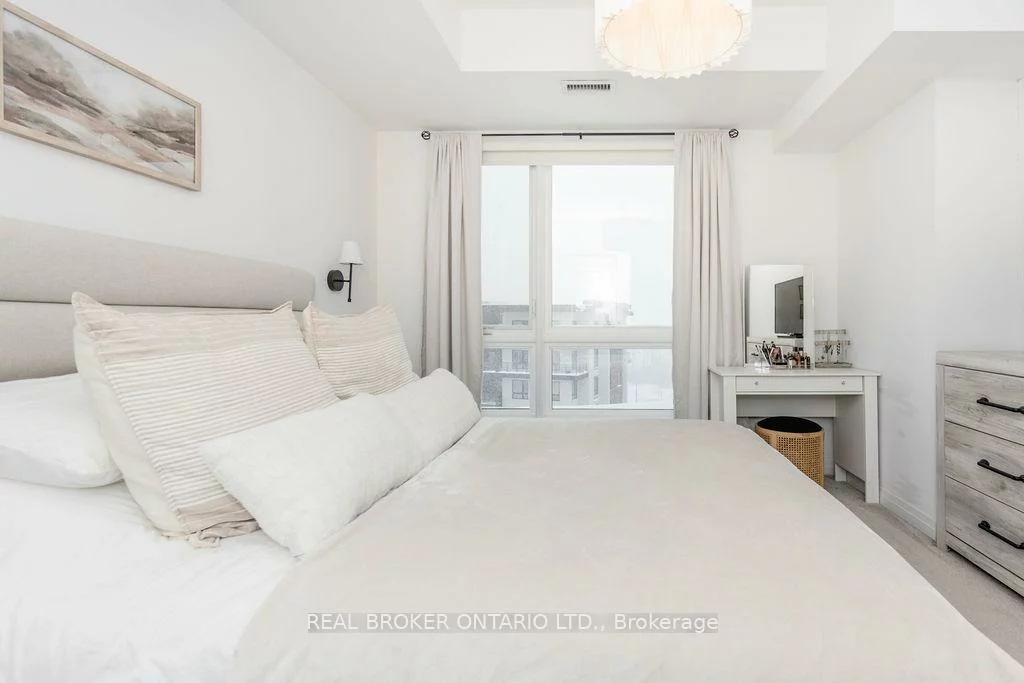 304, ESSA, 400 West, Barrie
