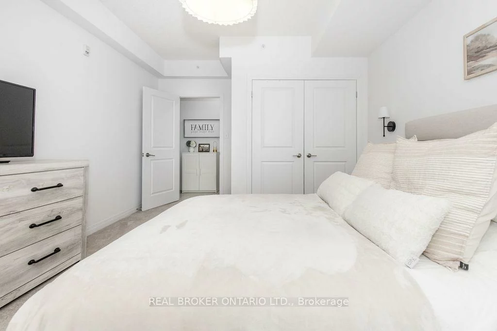 304, ESSA, 400 West, Barrie