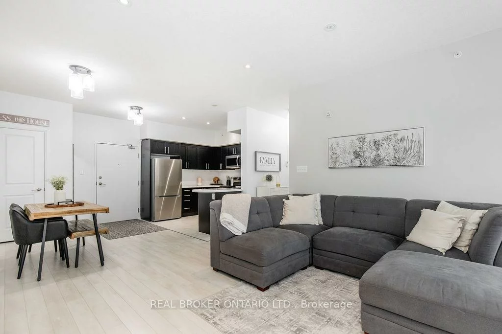 304, ESSA, 400 West, Barrie