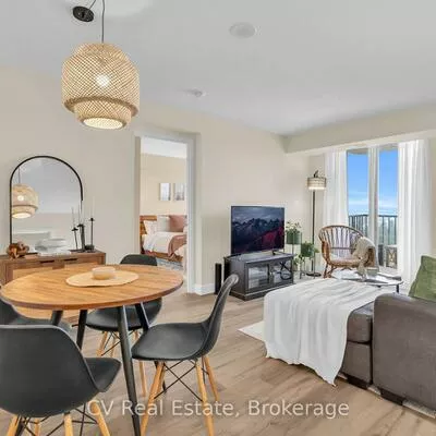 75, Ellen, City Centre, Barrie