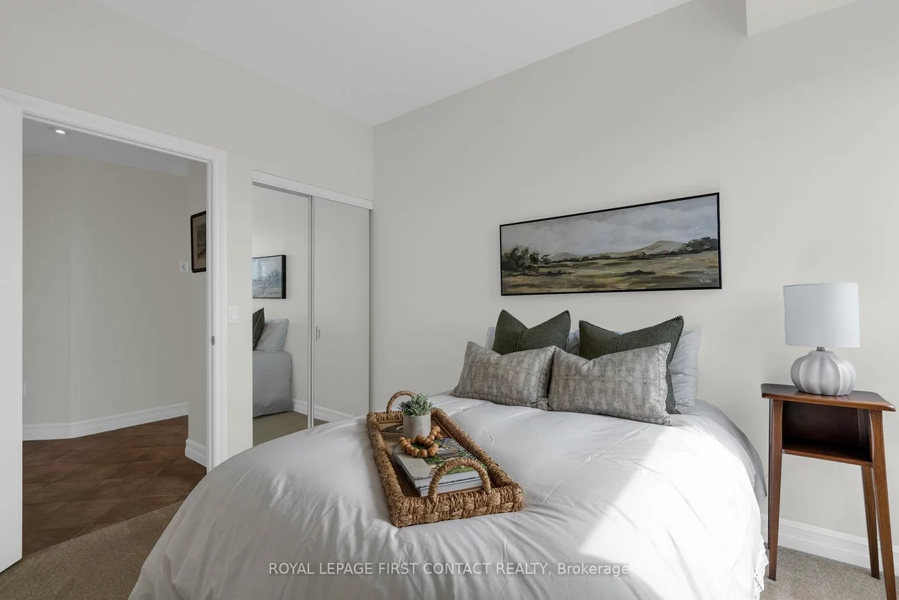 6, Toronto, City Centre, Barrie