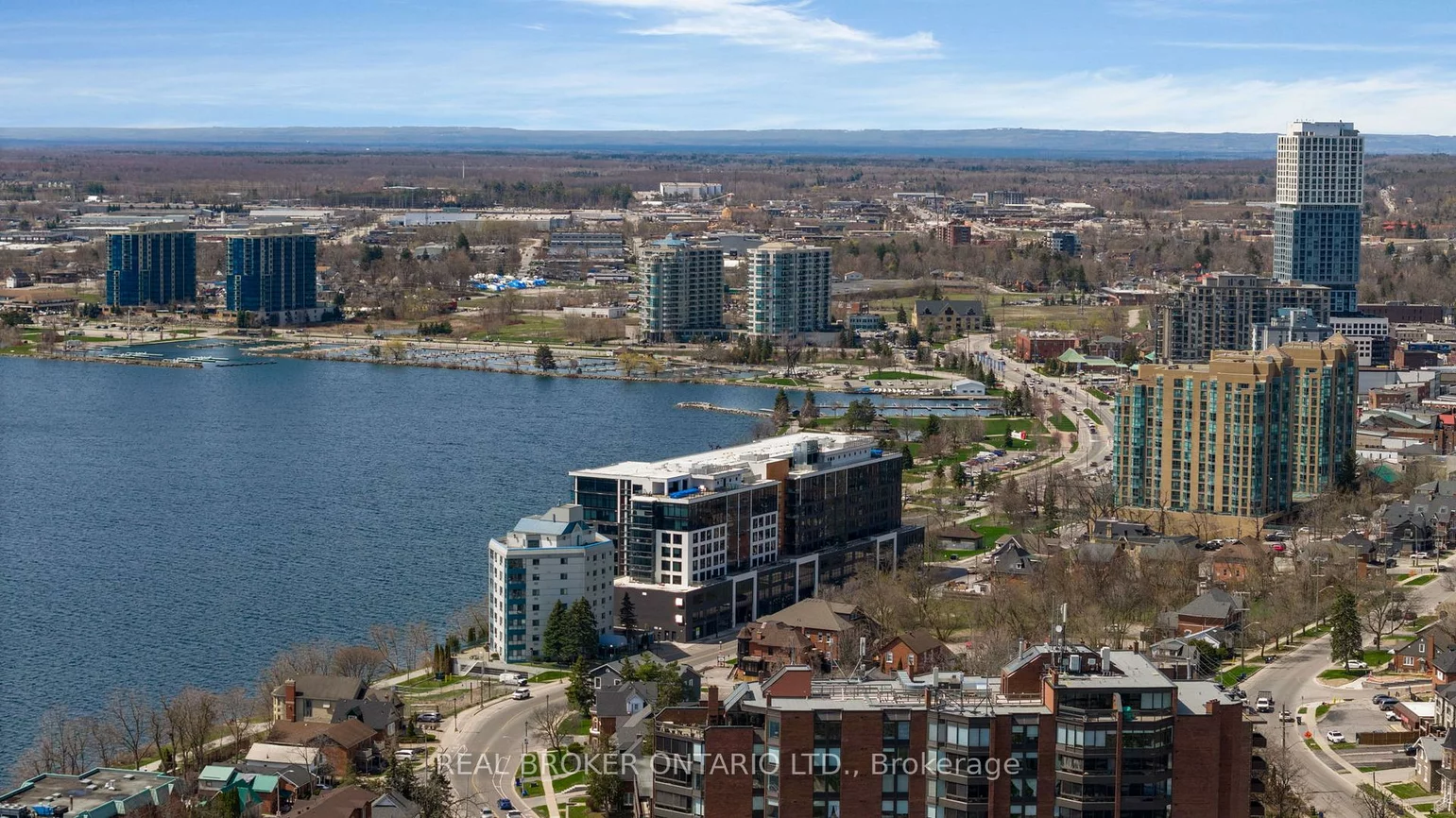 185, Dunlop, Lakeshore, Barrie