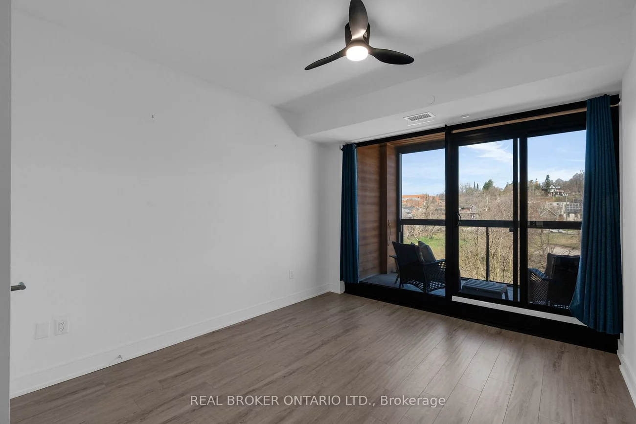 185, Dunlop, Lakeshore, Barrie