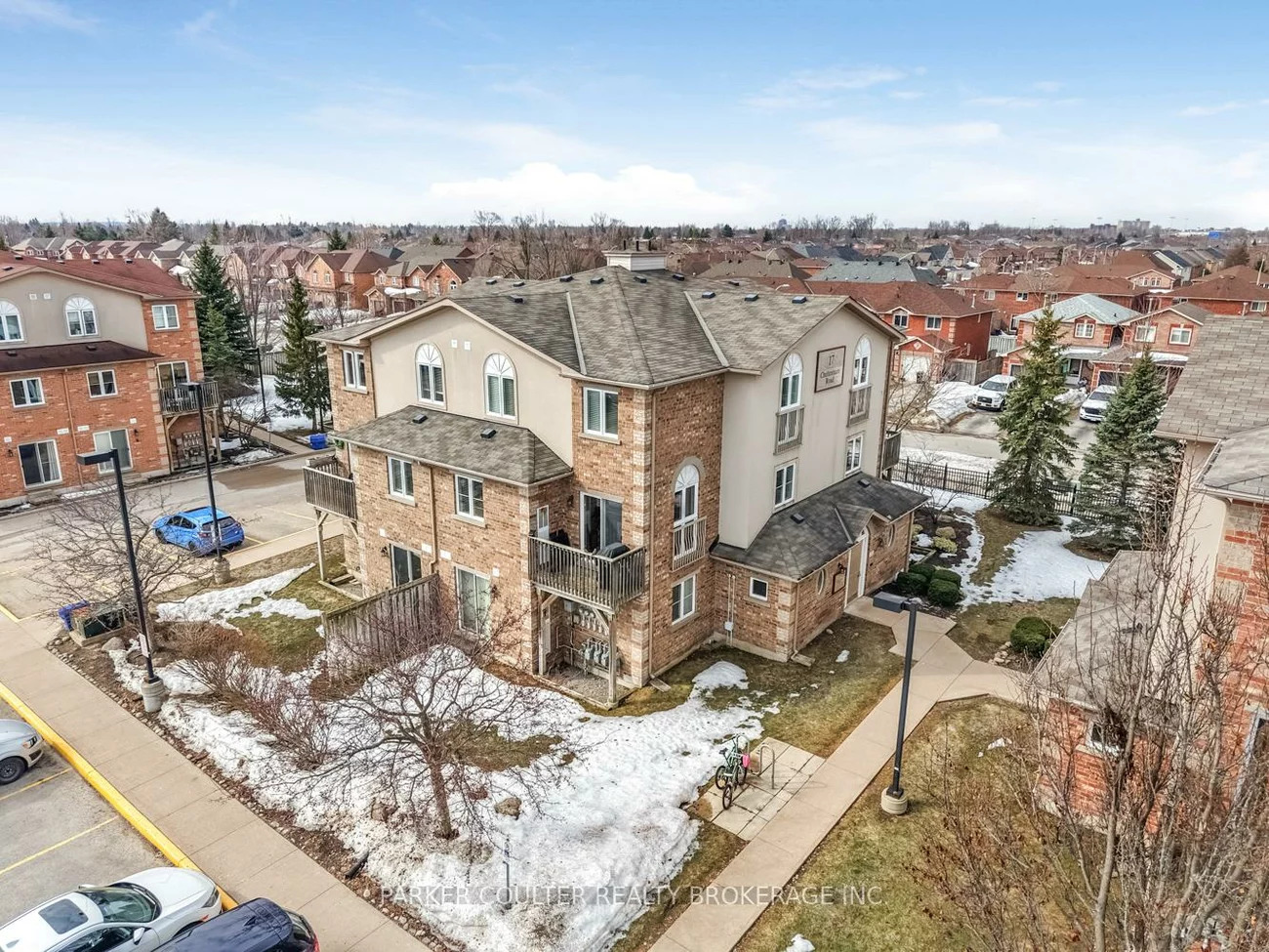 17, Cheltenham, Georgian Drive, Barrie
