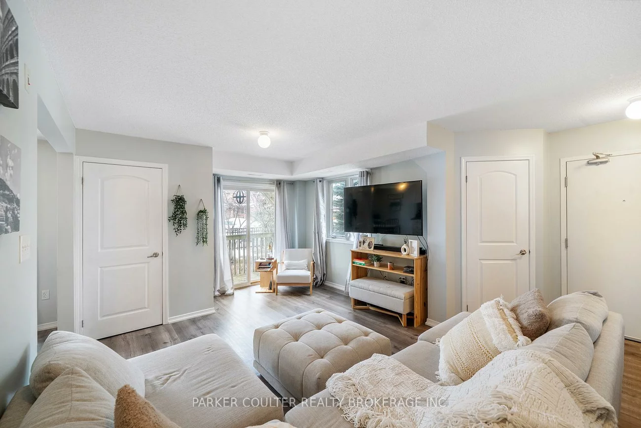 17, Cheltenham, Georgian Drive, Barrie