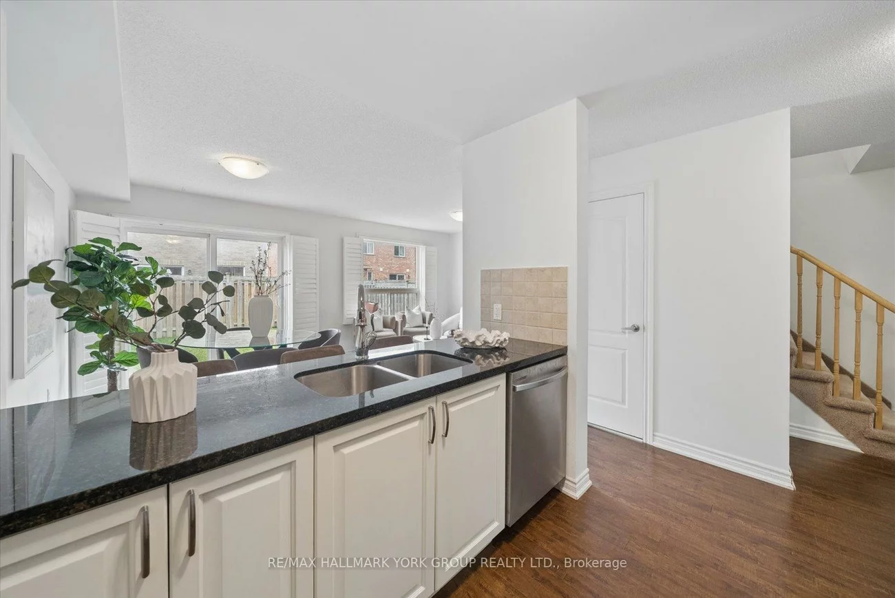 50, Southwoods, Holly, Barrie