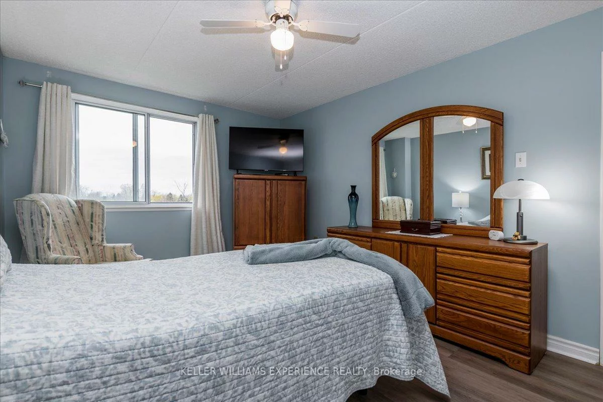 414, Blake, Codrington, Barrie
