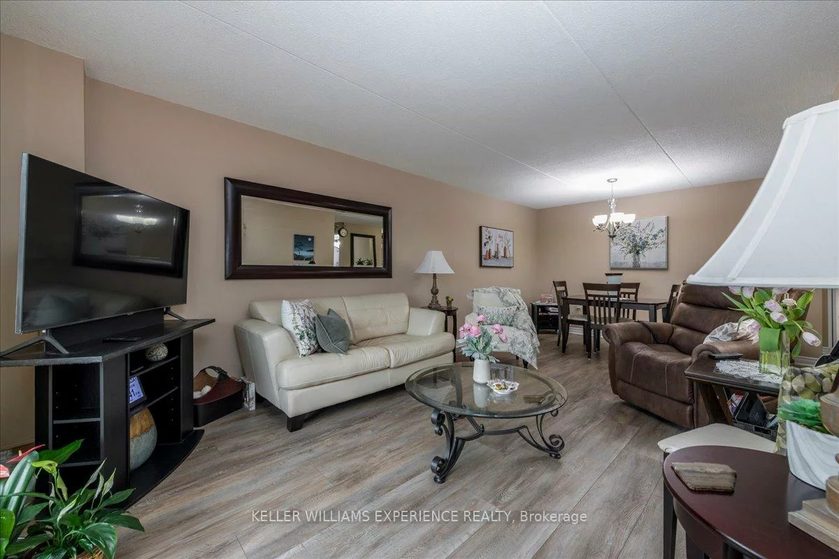 414, Blake, Codrington, Barrie
