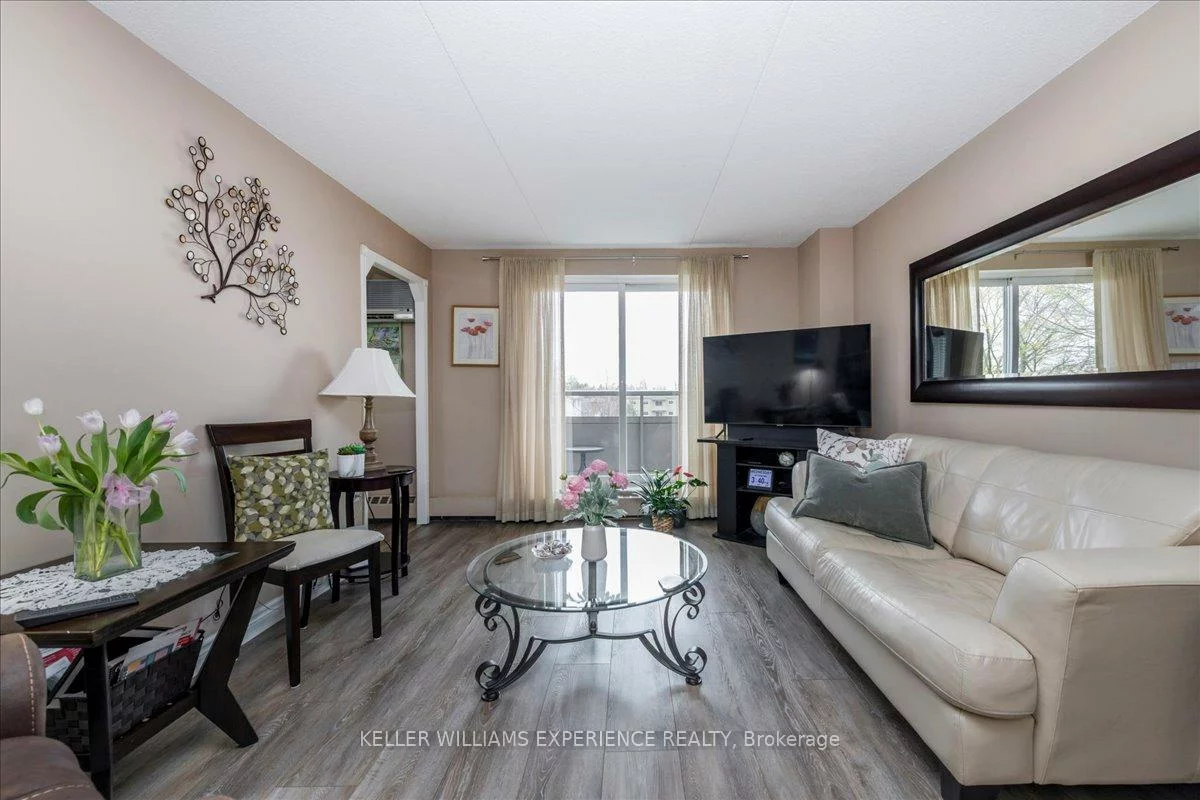 414, Blake, Codrington, Barrie