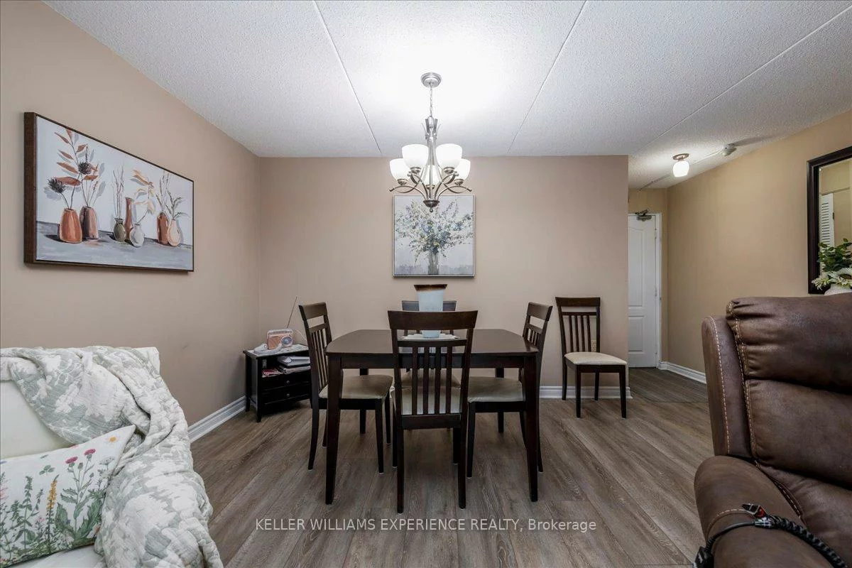 414, Blake, Codrington, Barrie
