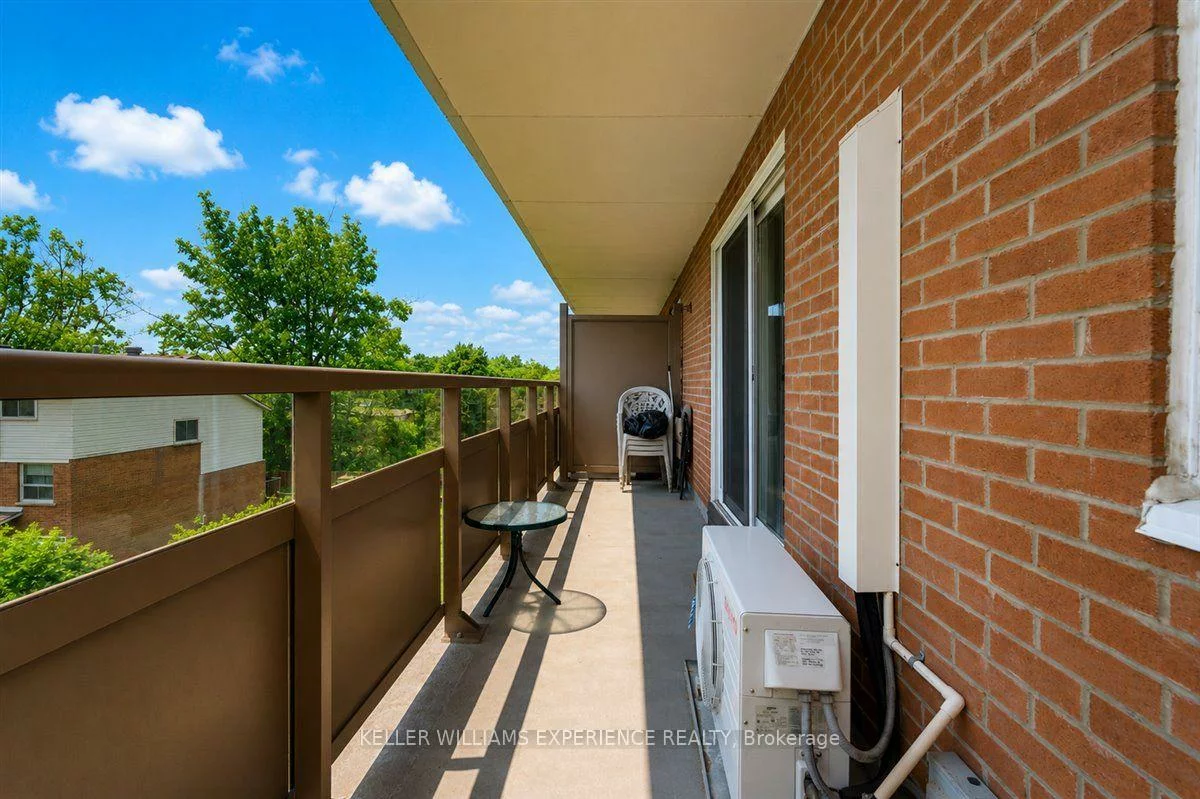 414, Blake, Codrington, Barrie
