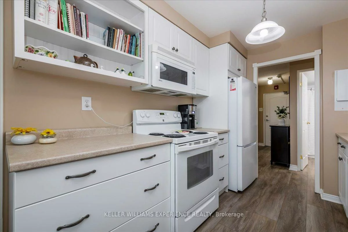 414, Blake, Codrington, Barrie