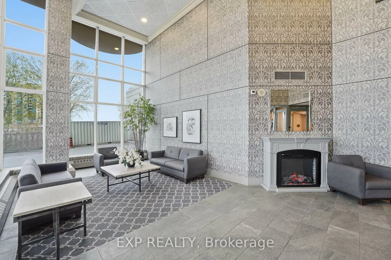 2, Toronto, City Centre, Barrie
