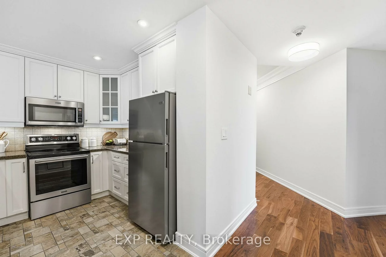 2, Toronto, City Centre, Barrie