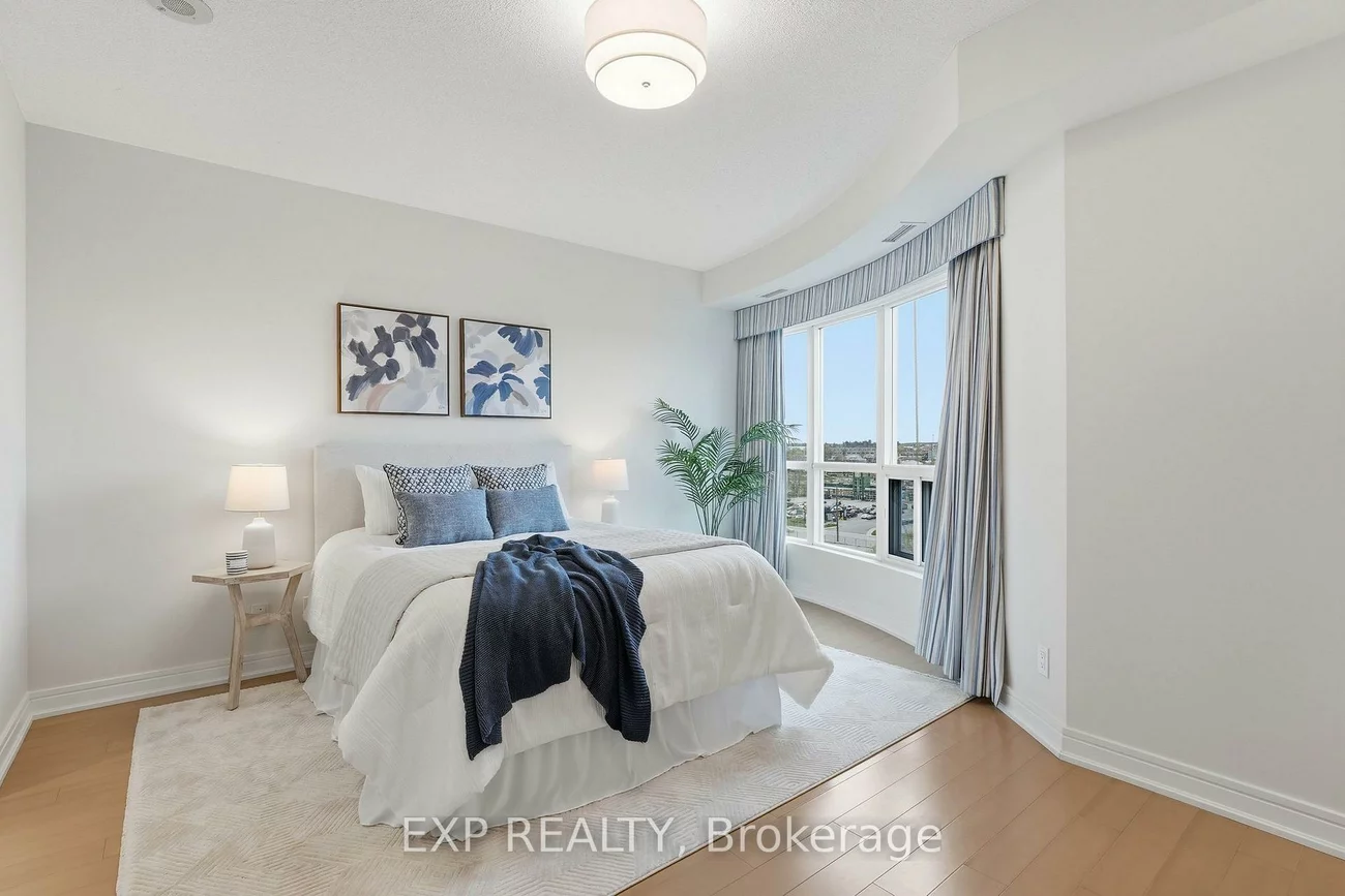 2, Toronto, City Centre, Barrie