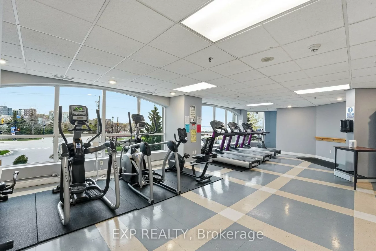 2, Toronto, City Centre, Barrie