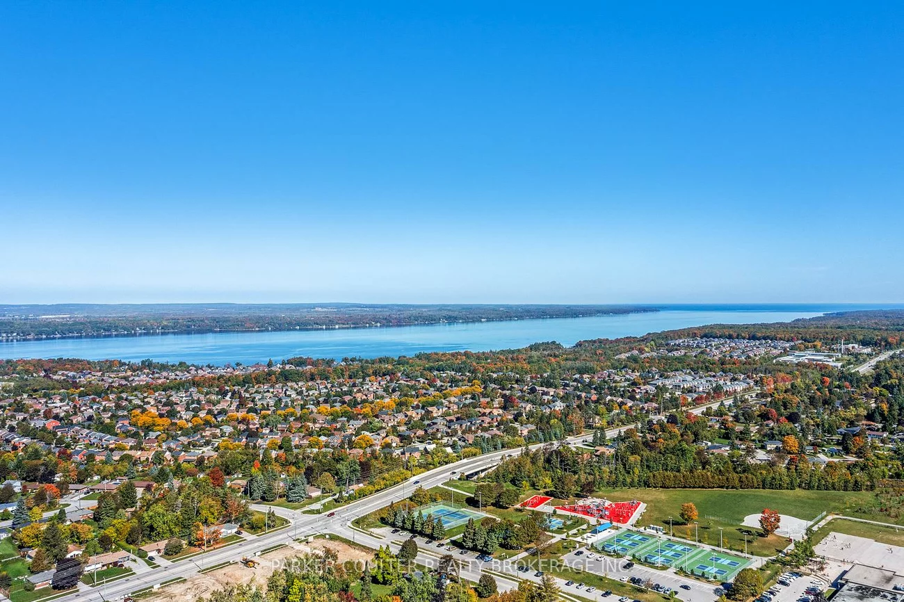 681, Yonge, Painswick South, Barrie