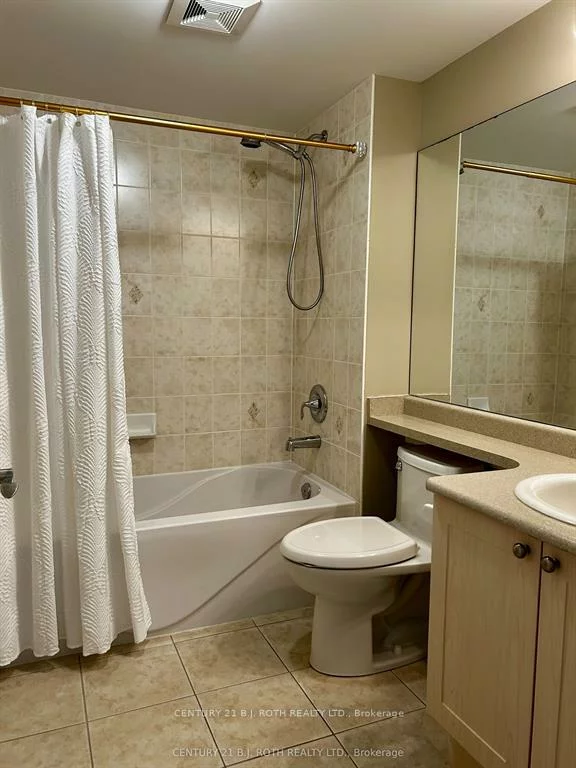 500, Mapleview, Holly, Barrie