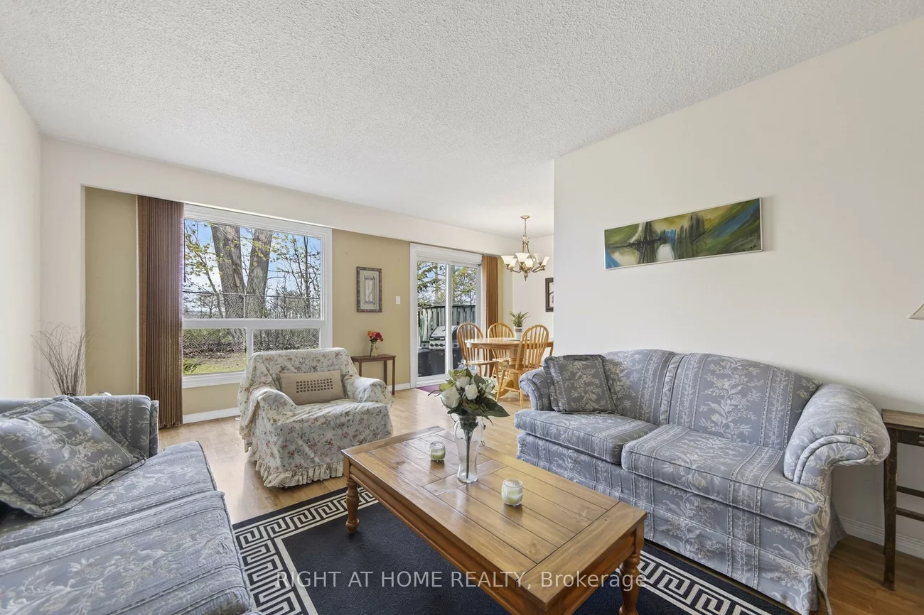 2, BERNICK, Grove East, Barrie
