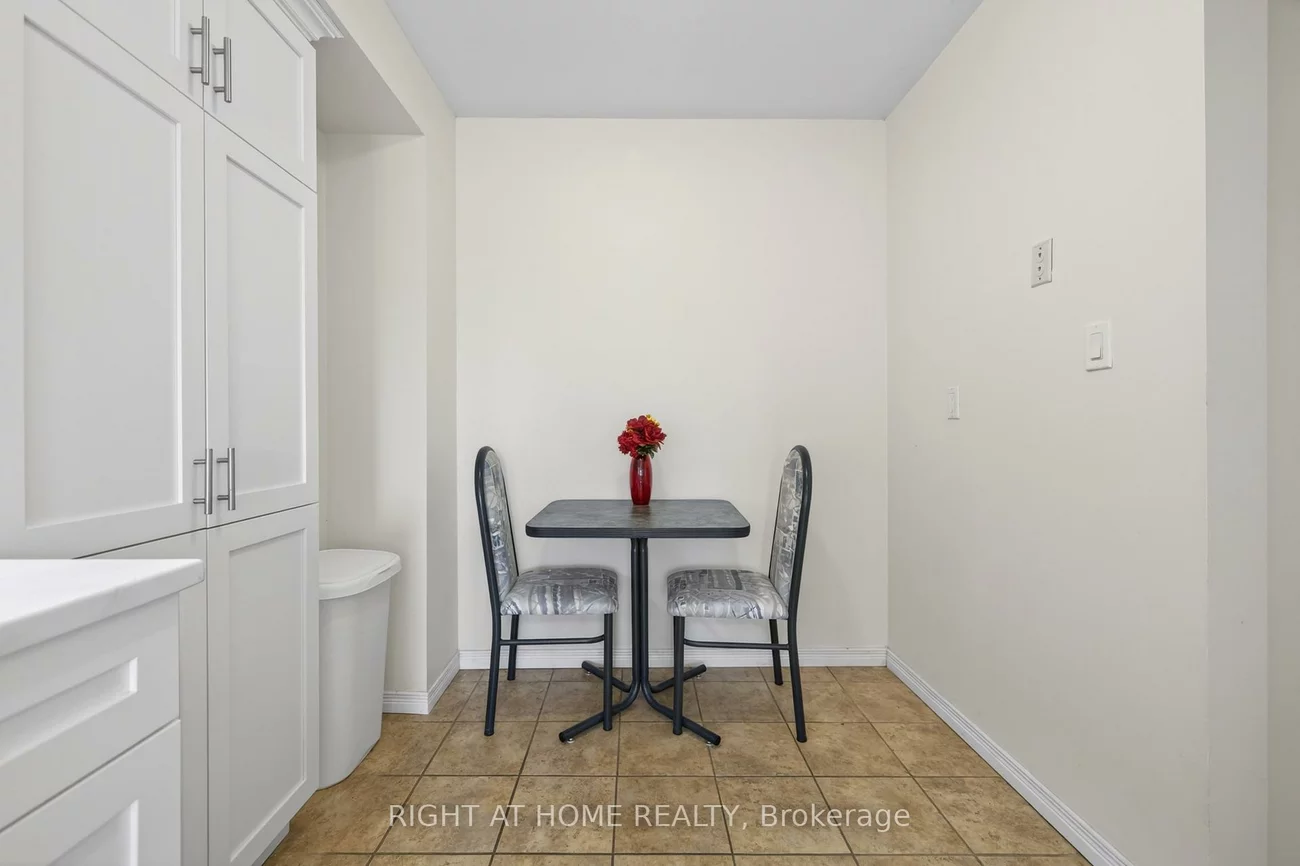 2, BERNICK, Grove East, Barrie
