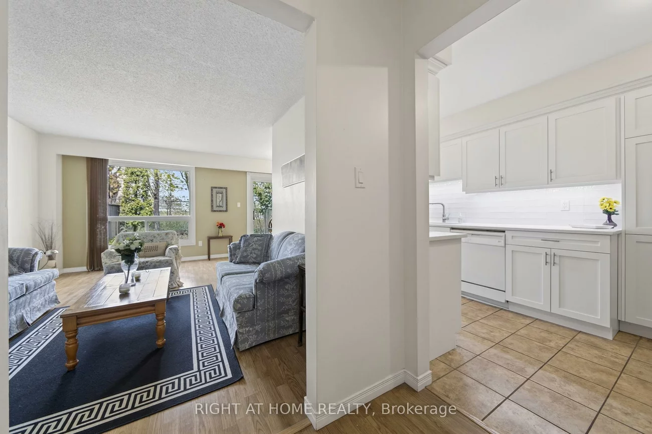 2, BERNICK, Grove East, Barrie