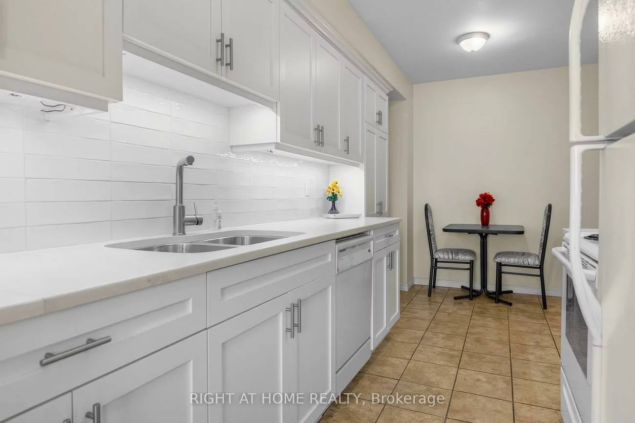 2, BERNICK, Grove East, Barrie