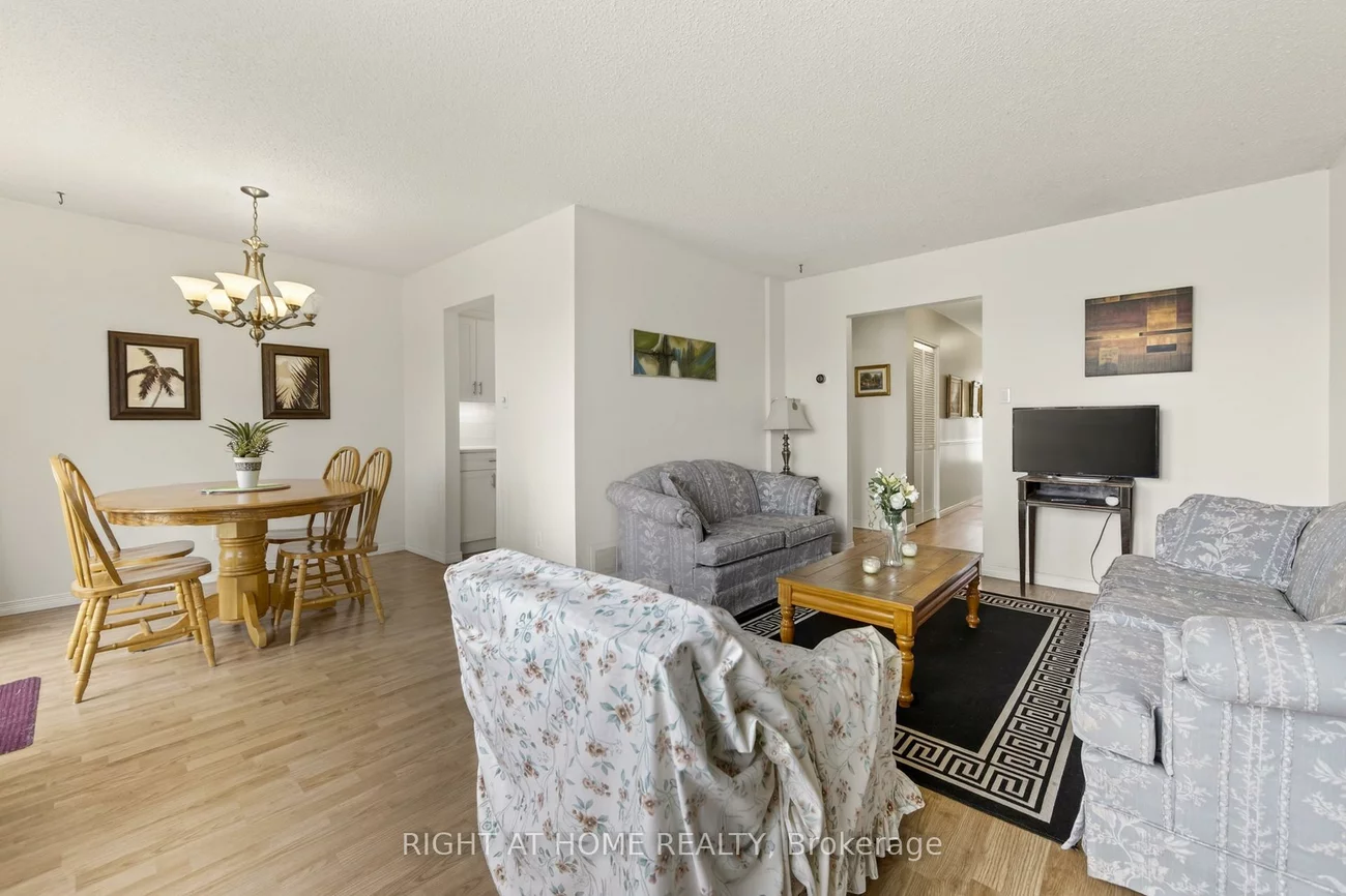 2, BERNICK, Grove East, Barrie