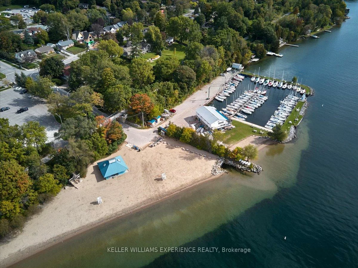 414, Blake, Codrington, Barrie