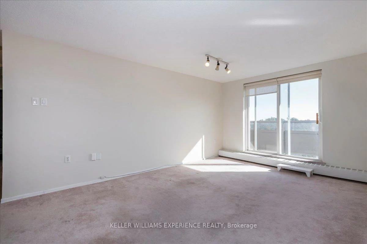 414, Blake, Codrington, Barrie
