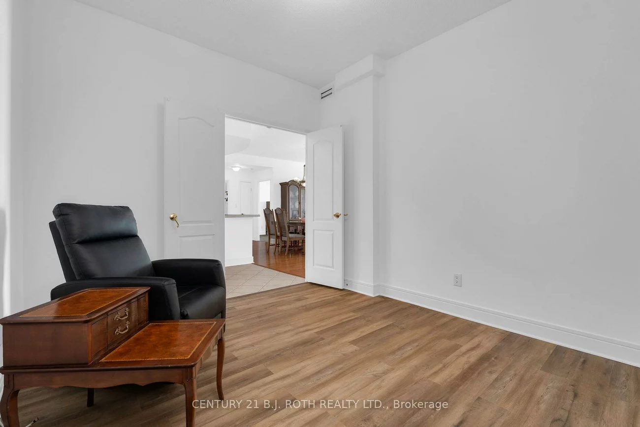 2, Toronto, City Centre, Barrie