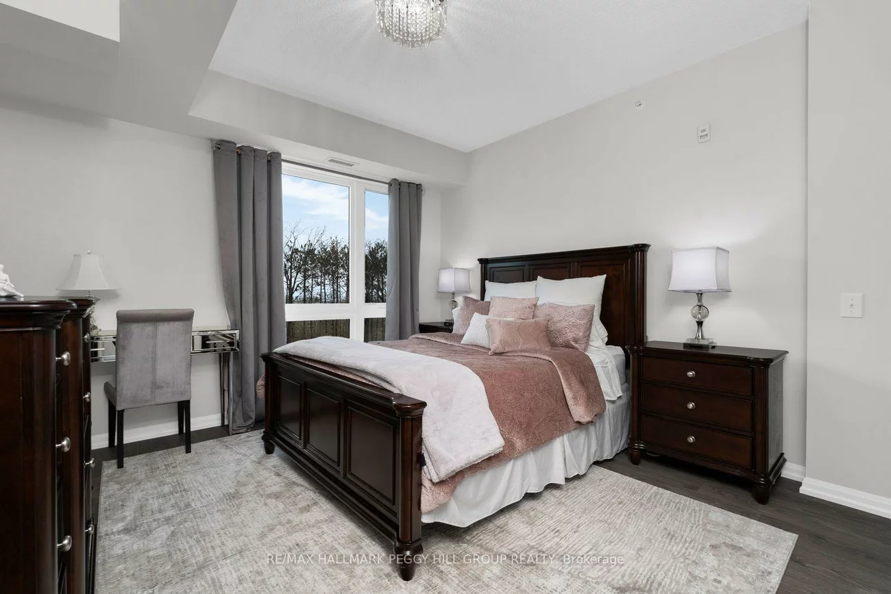 302, Essa, 400 West, Barrie
