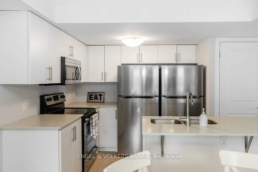 242, Penetanguishene, Georgian Drive, Barrie